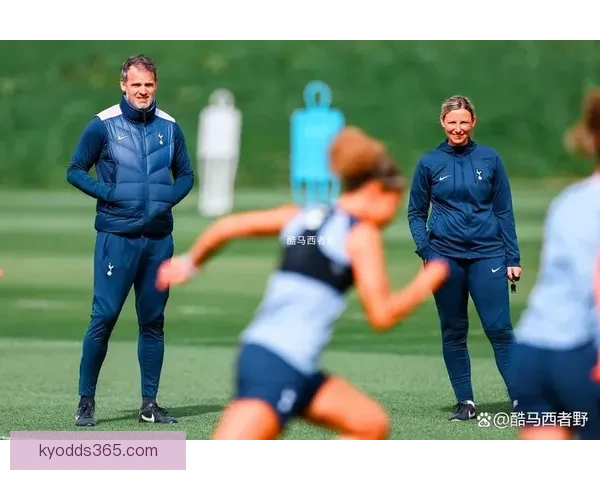 第五届斯卡尔迪纳杯激战正酣蓝鹰强势突围成功闯入半决赛引发关注